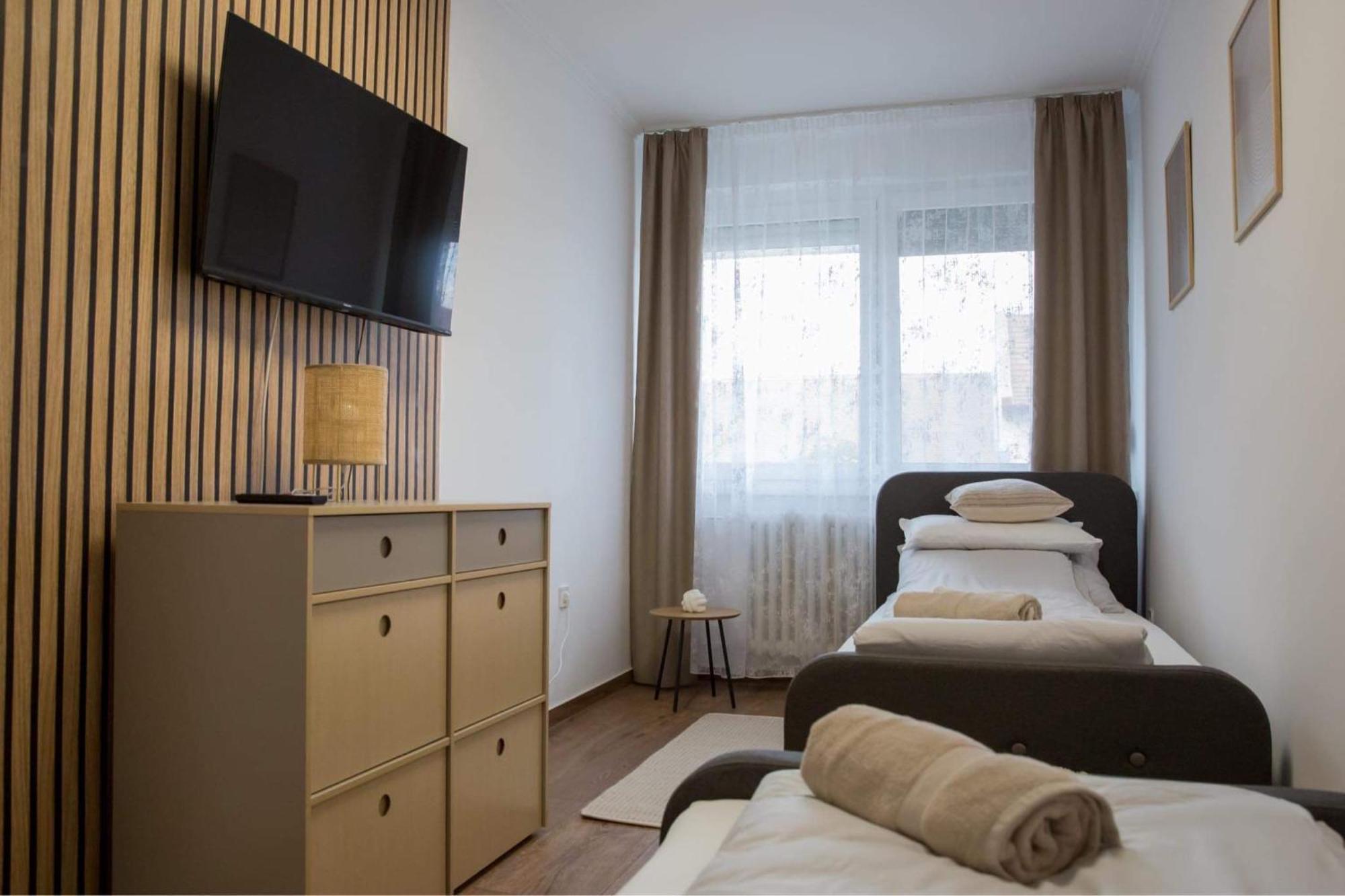 Deluxhome Sárospatak 外观 照片